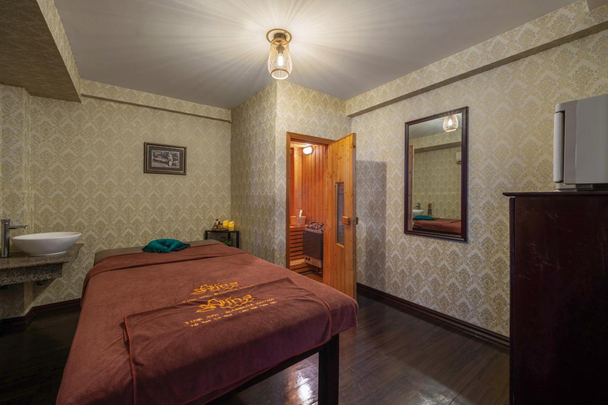 Vina Spa Hotel Хуе Екстериор снимка