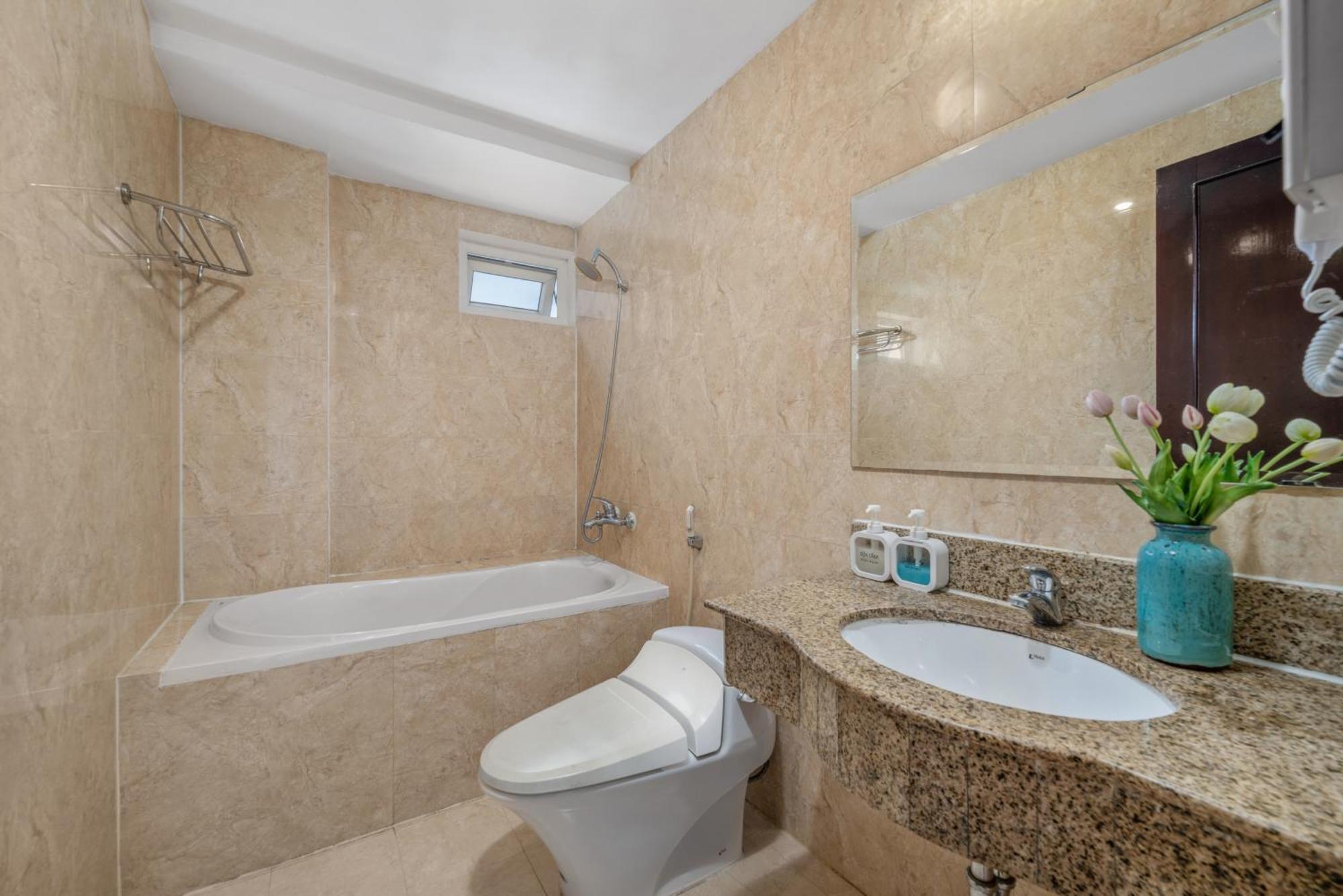 Vina Spa Hotel Хуе Екстериор снимка